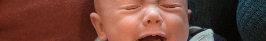 Image of a neonatal baby crying CC0