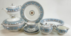 Image of Wedgwood Florentine dinner set Courtesy of Potteries Auctions